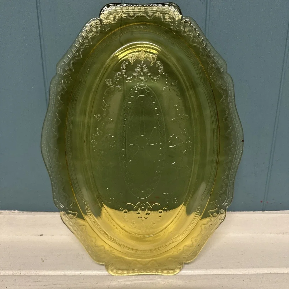 Vintage Federal Glass Patrician Amber 11.5